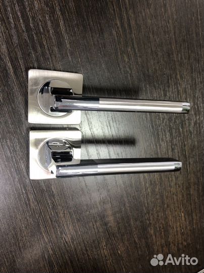 Дверная ручка фурнитура