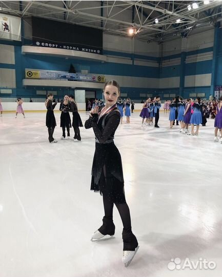 Тренер по фигурному катанию