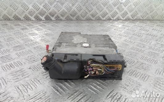 Блок управления двс skoda rapid (NKR02PC01)