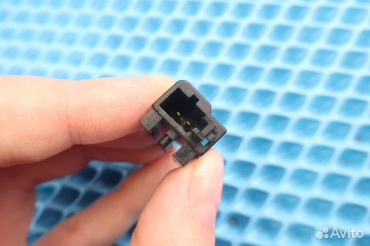 Разъем 1J0973332A