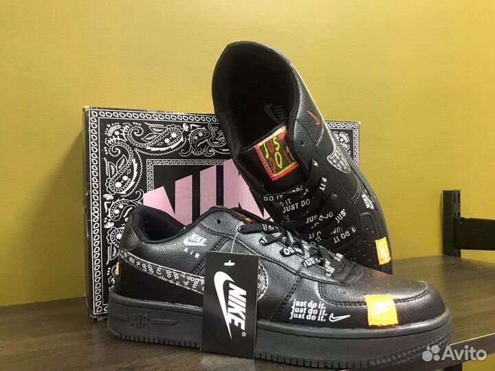Кроссовки Nike air force