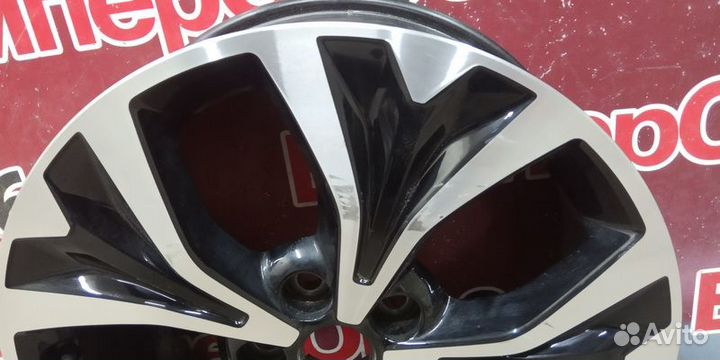 Kia Carnival IV 2020- Диск литой оригинал б/у