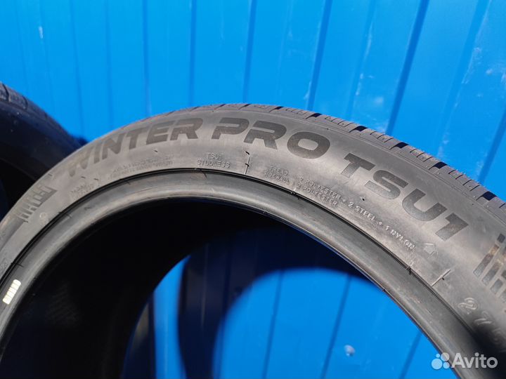 Tourador Winter Pro TSU1 275/40 R20 и 315/35 R20