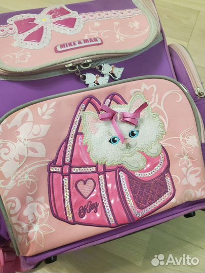 Рюкзак школьный