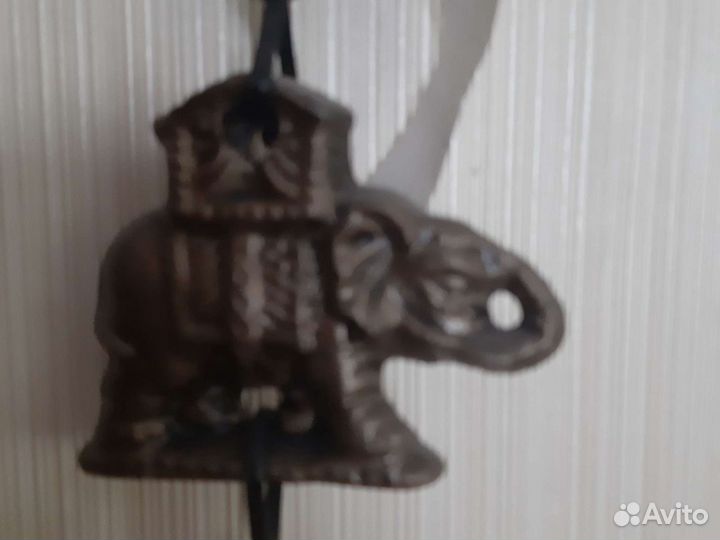 Слоны подвеска