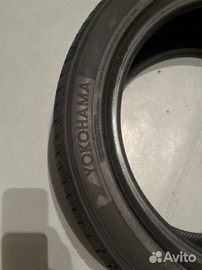 Yokohama BluEarth AE50 215/50 R17 95W