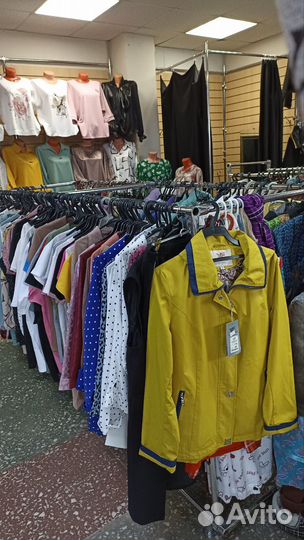 Продам готовый бизнес магазин одежды
