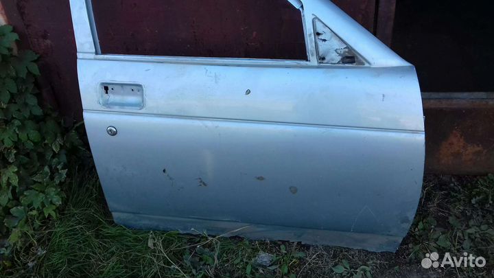 Дверь ваз 2110