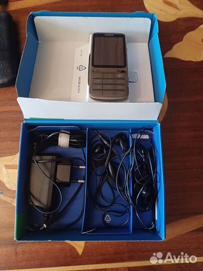 Телефон nokia c3-01