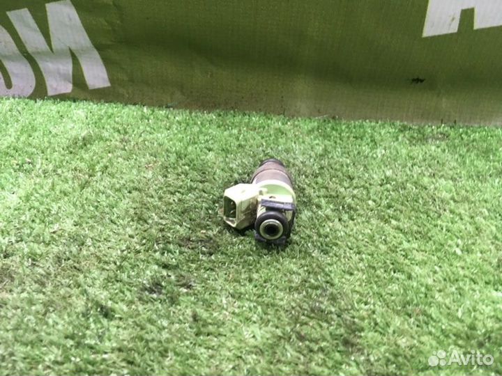 Форсунка топливная Chevrolet Lacetti J200 F16D3