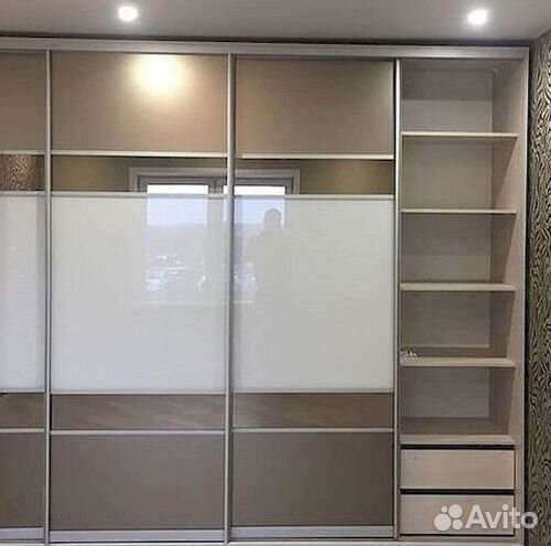 Черный шкаф