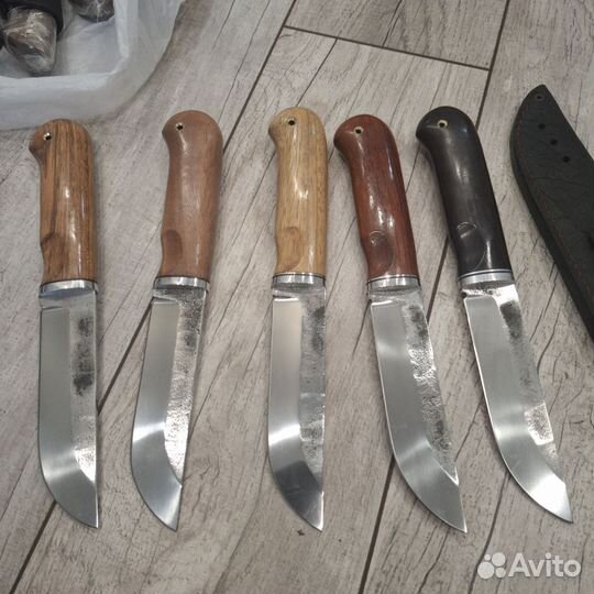 Нож туристический