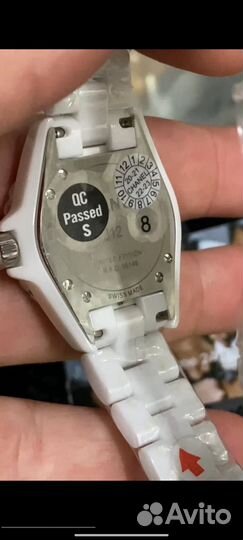 Часы женские Chanel J12