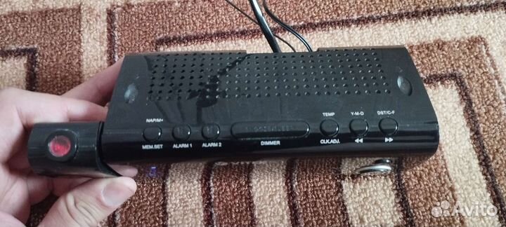 Радио-Часы Vitek VT-3516