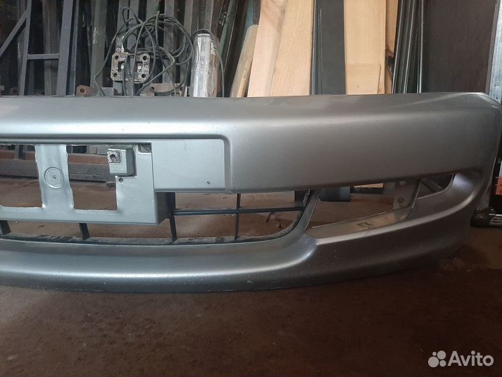 Бампер передний Toyota Ipsum sxm10-15