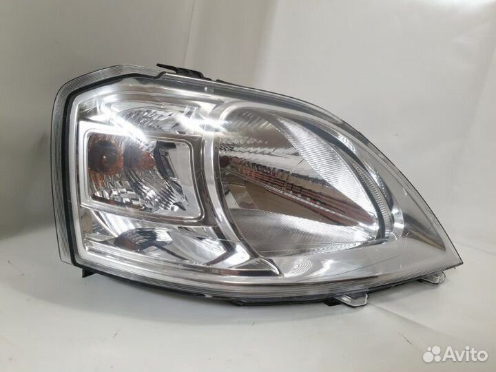 Фара LADA largus renault logan 09-15г правая