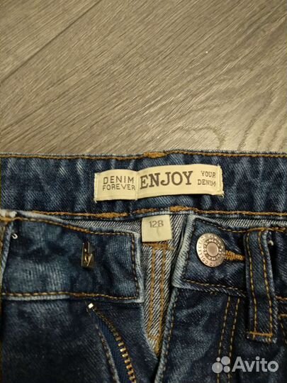 Джинсовые шорты