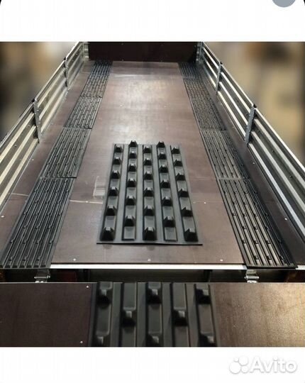 Комплект противоскользящих накладок для прицепа