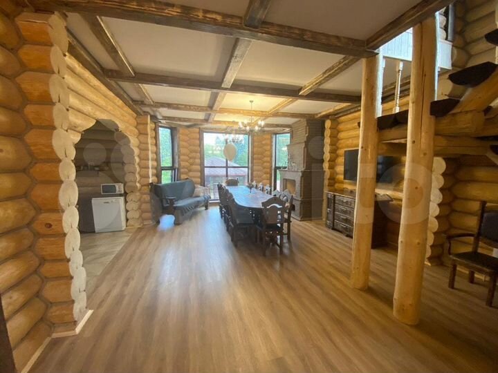 Коттедж 190 м² на участке 20 сот.