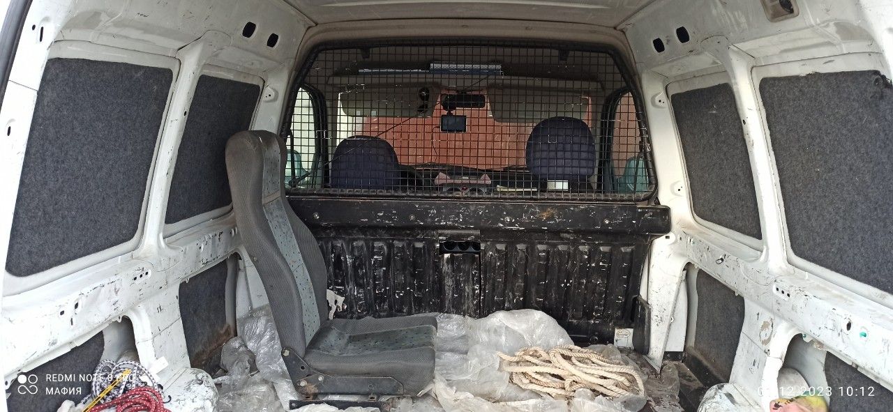 Citroen Berlingo: фото владельца