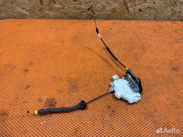 Замок двери Audi A6 C7 4G cgwb 2012