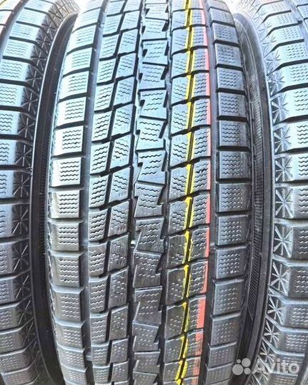 Goodyear Ice Navi SUV 205/65 R16 98V