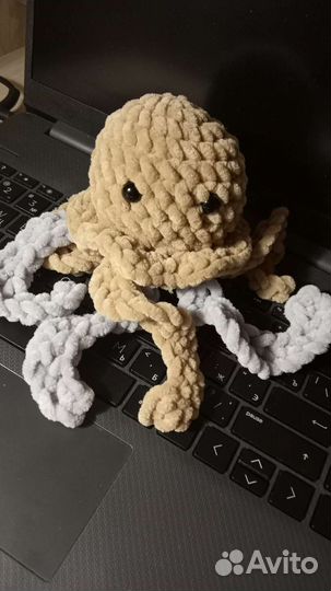 Вязаный осьминог