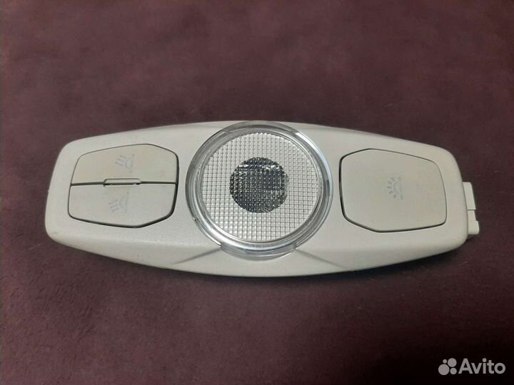 Плафон освещения салона ford