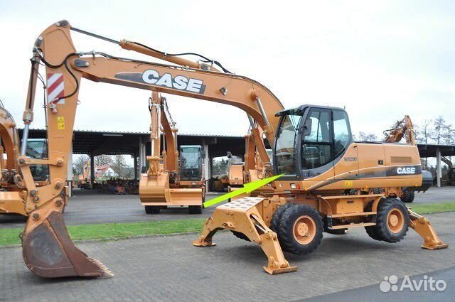 Стекло лобовое нижнее Case WX130/470/350 2/3серия