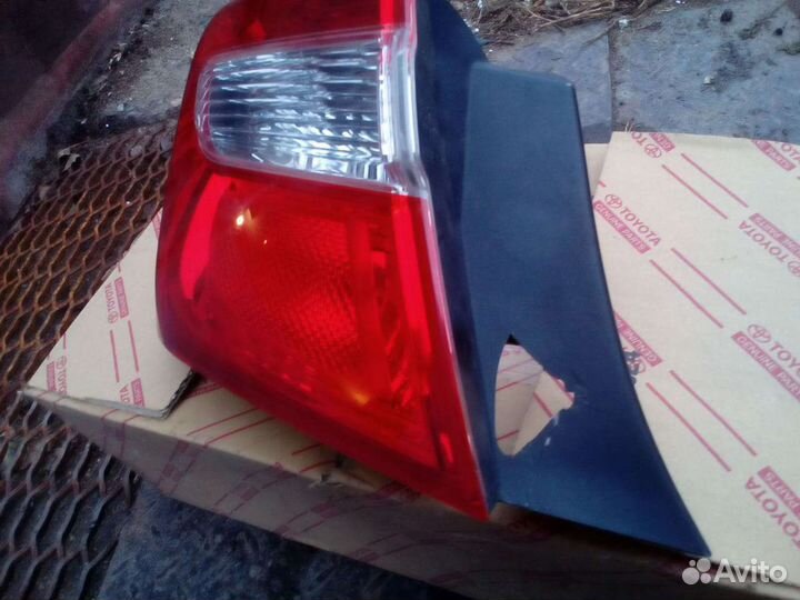 Задние фонари toyota camry 50-ый кузов