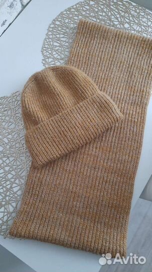 Комплект шапка и снуд женский