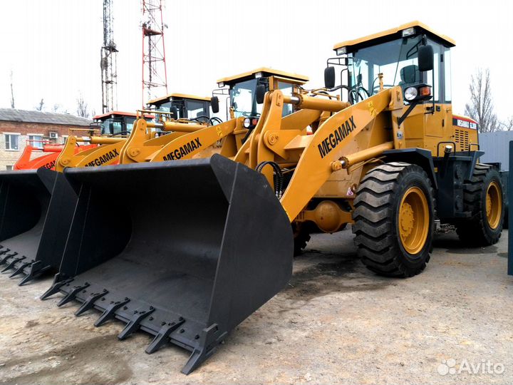 Фронтальный погрузчик Megamax GL 320H, 2023