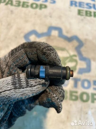 Форсунка топливная Volkswagen Polo RUS 1.6 cfnb