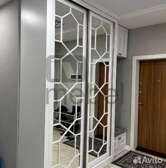 Распашной шкаф