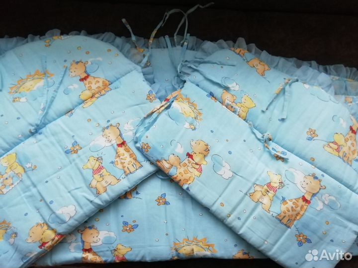 Бортики в кроватку