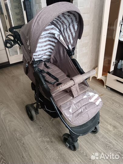 Прогулочная коляска Kira