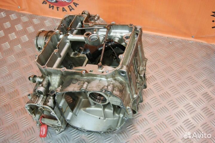 Картер (блок двс) Kawasaki ZX-9R (ZX900C)