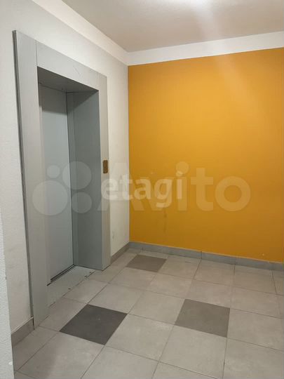 1-к. квартира, 40 м², 1/10 эт.