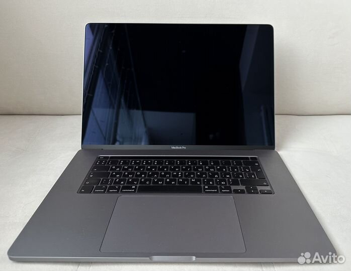 MacBook Pro 16 i9 16GB 1Тб SSD Touch Bar Ростест