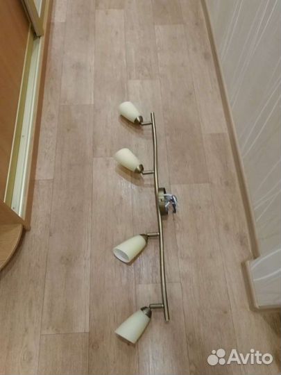 Светильник настенный-потолочный