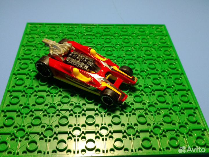 Hot wheels машинки