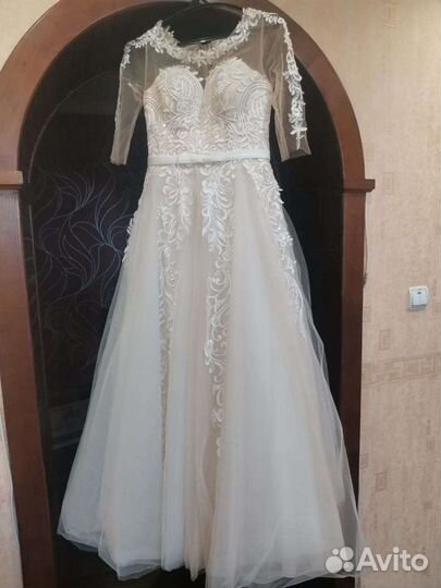Свадебное платье 44-46