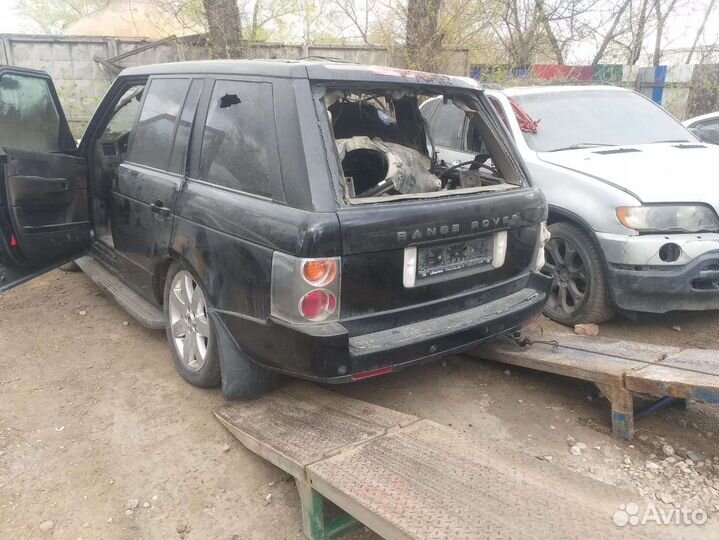 Land Rover Range Rover 4.4 AT, 2003, 210 000 км