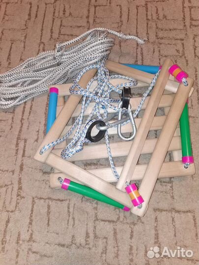 Детские качели деревянные