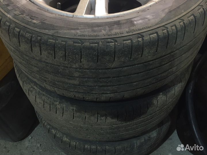 Диски с резиной r18 на Touareg