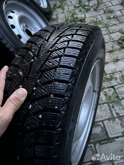 Hankook Winter I'Cept IZ2 175/70 R14