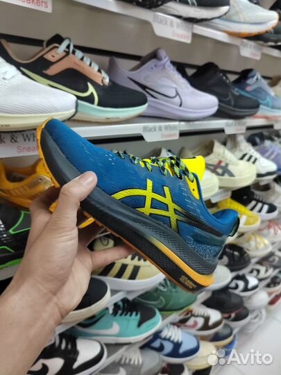 Кроссовки мужские asics GT-2000 для бега