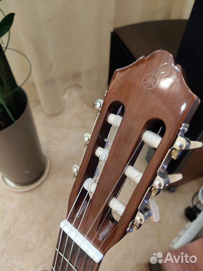 Акустическая гитара yamaha c40