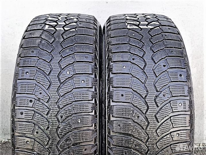 Bridgestone Blizzak Spike-01 195/60 R15 88T