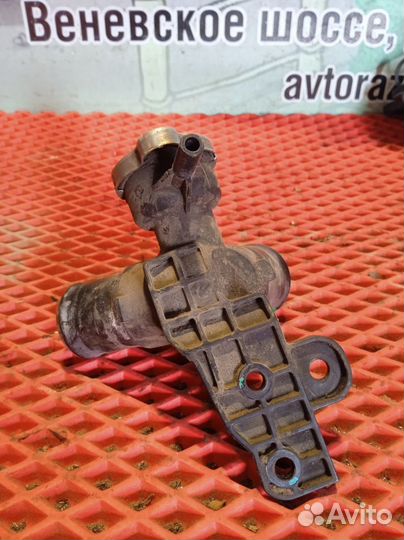 Фланец двигателя системы охлаждения Kia Cerato